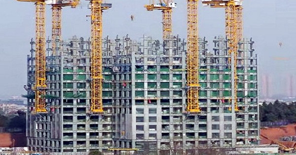 Chinese firm erects 57-storey tower in 19 days